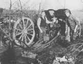 4dot5inch_howitzer_bw1.jpg (86475 byte)