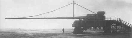 Paris_Gun_-_assembly_on_test_range_5.jpeg (42445 byte)